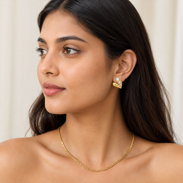 Half Pearl Gold Solid Earring