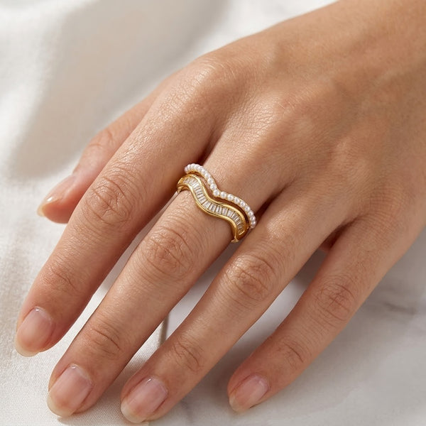 Studwave Ring