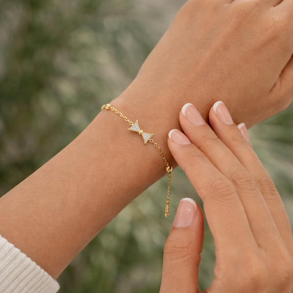 Rhinestone stud bow Bracelet