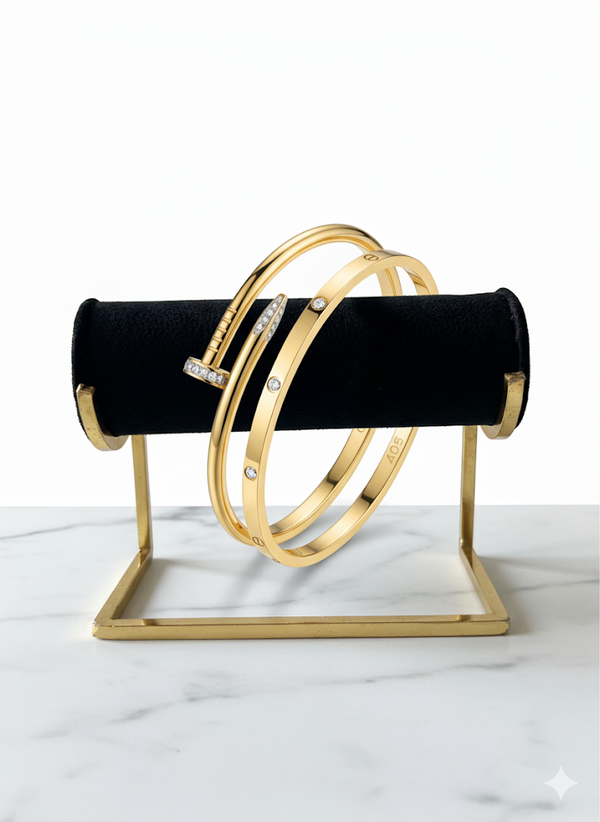 DIAMOND STUDDED NAIL AND BRACELET COMBO