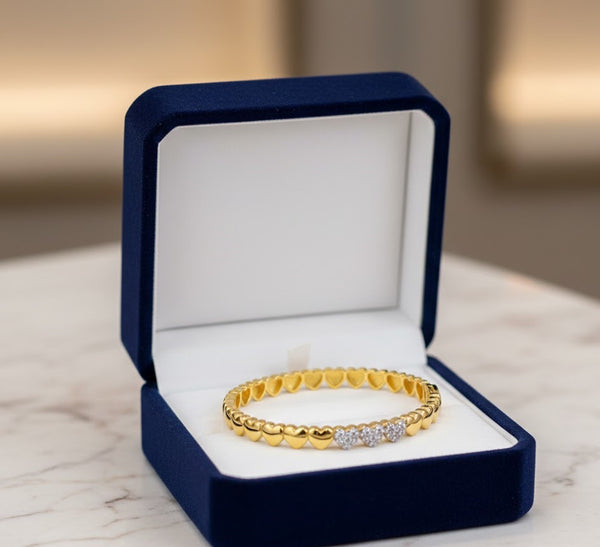 TriHeart Stud Bangle