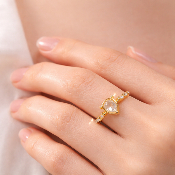 Pear cubic ring