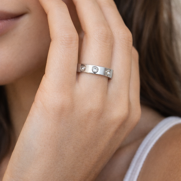 Elegant Diamond Silver Band Ring