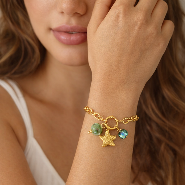Emerald Stone Star Bracelet