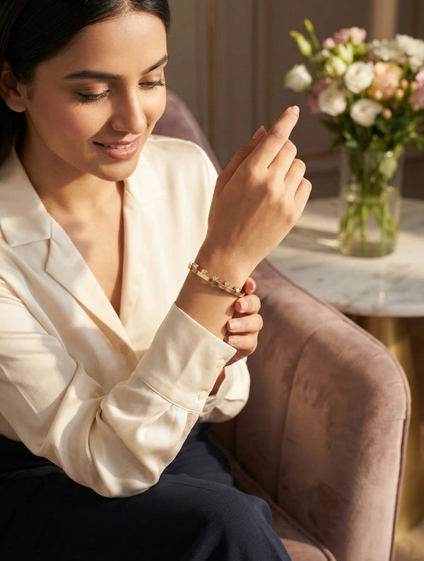 Solid Heart Tassel Bracelet