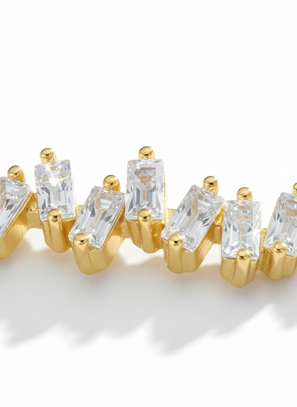 Minimal Scarlet Chain Bracelet