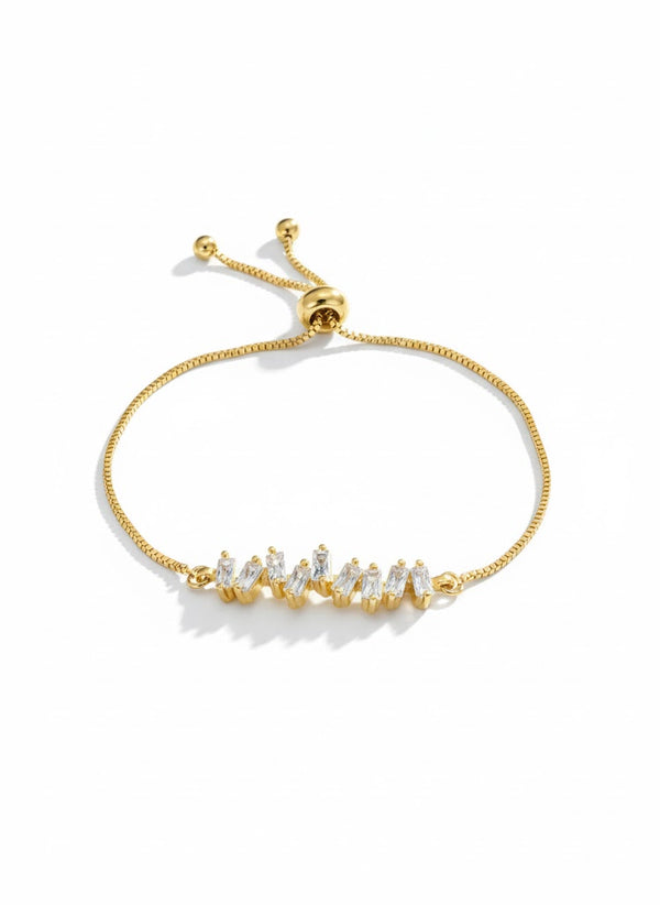 Minimal Scarlet Chain Bracelet