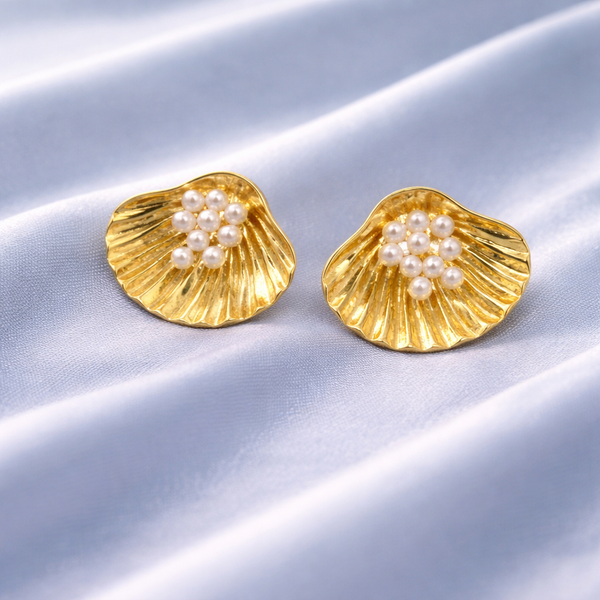Multipearl Shell Earrings