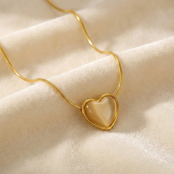Moonlight Heart Dainty Necklace