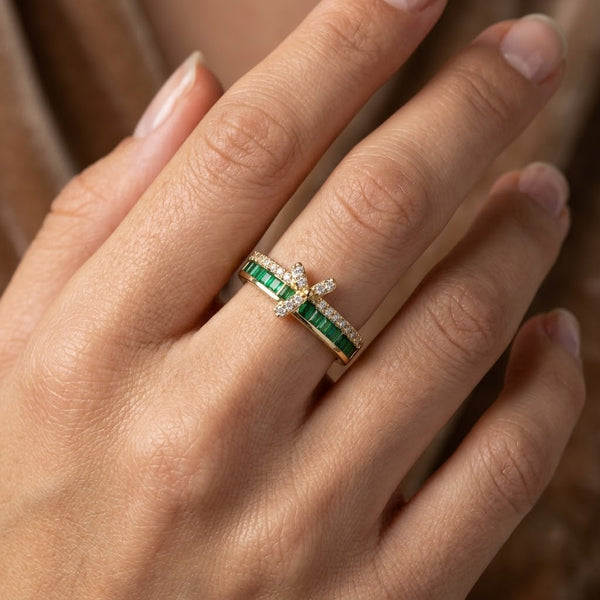 Crystal Shine Emerald Ring