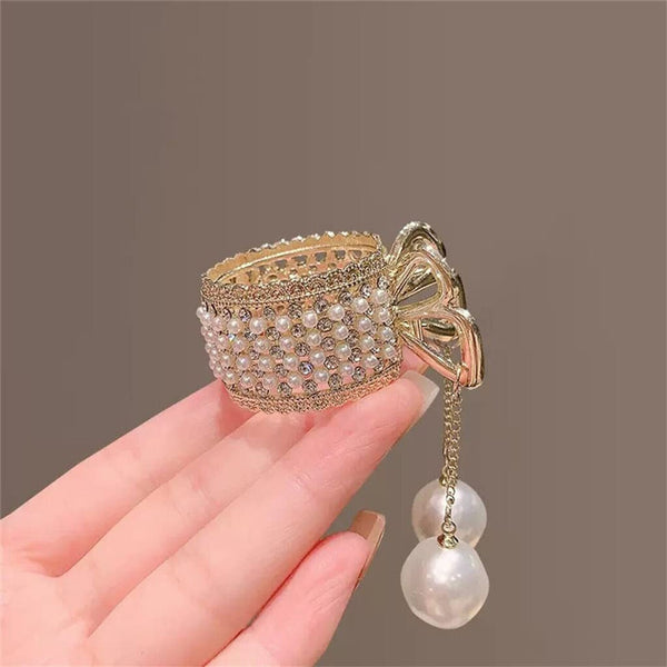 Pearl Studded Hair Claw hair claw clip worn on model – styled for women