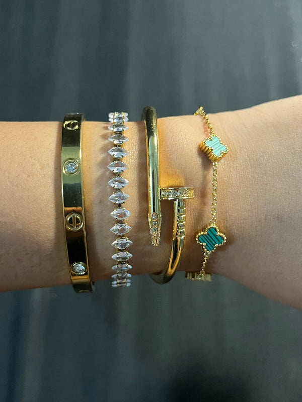 Grace Line Stack