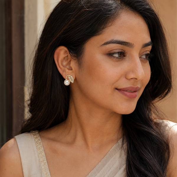 Pearl Crystal Leaf Earring