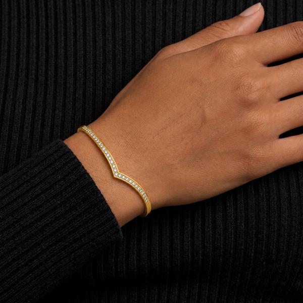 Dazzling Stone Bracelet
