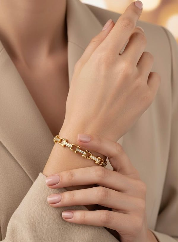 Link Stud Luxe Bangle