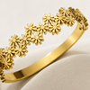 Daisy bound Bracelet