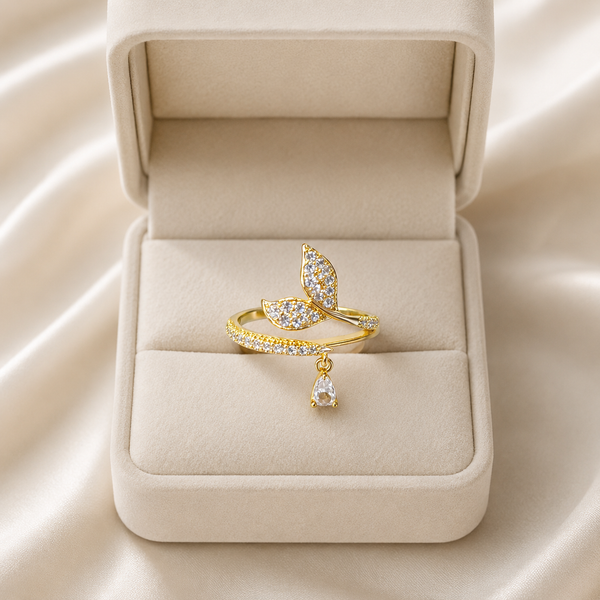 Fishtail Crystal Dangle Stone Ring