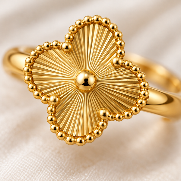Gold Clover Ring