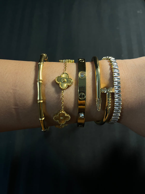 Charm Cascade Stack