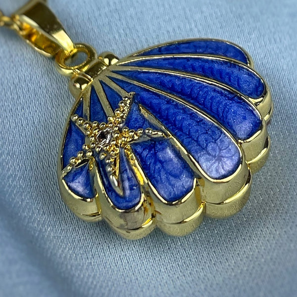 Blue Shell Picture Pendent