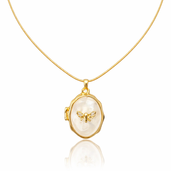 Openable Picture Necklace