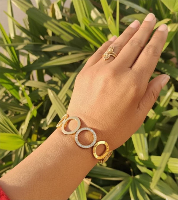 Auric Stud Halo Bracelet