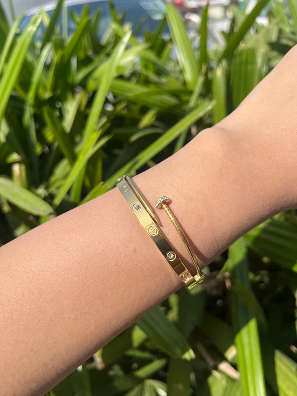 Cart Nail Bangle