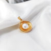Elegant Shell Design Necklace