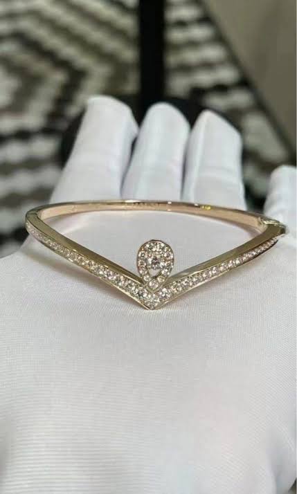 Chaumet v Bracelet
