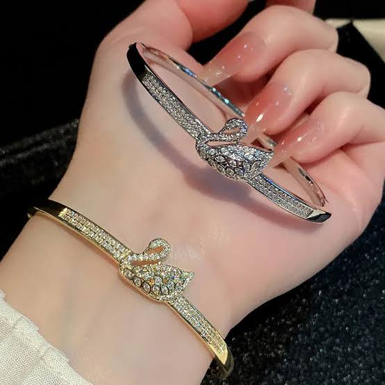 Clear Crystal Pave Swan Bangle