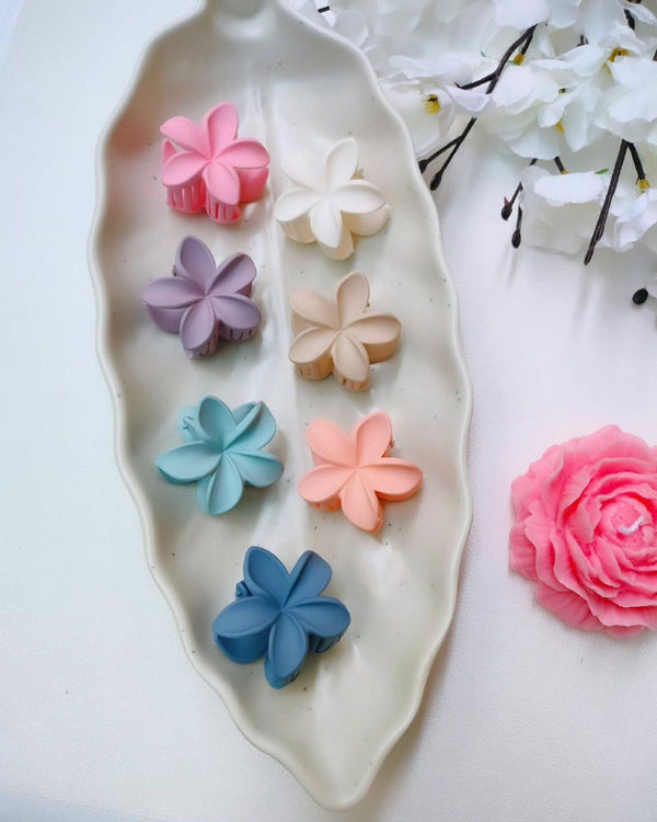 Matte Lily Claw Clip hair claw clip shown with Fix My Hairs gift packaging