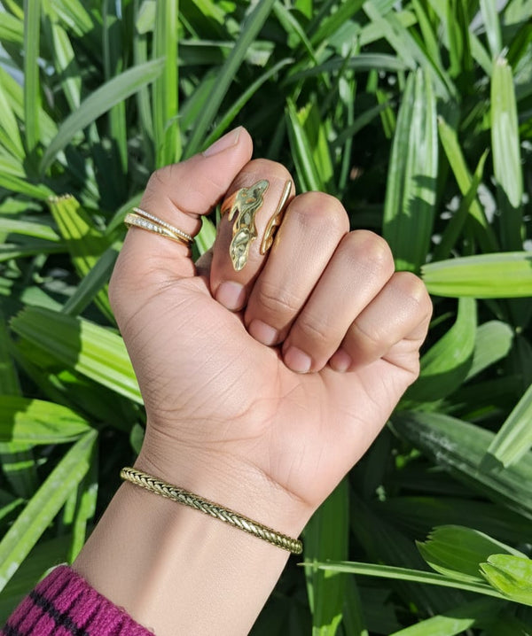 Twisted Gold Chain Bracelet
