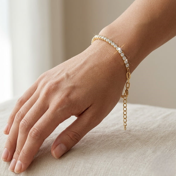Chic Nene Stud Bracelet