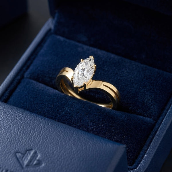 Marque Band Ring