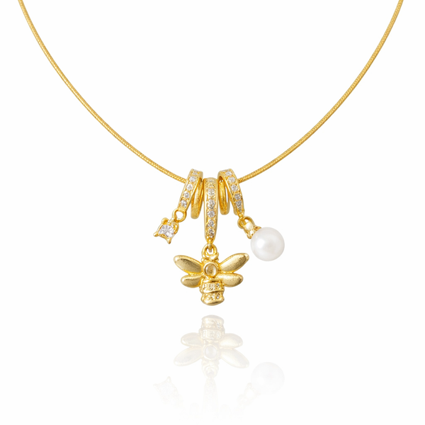 Bee pearl Charm Necklace