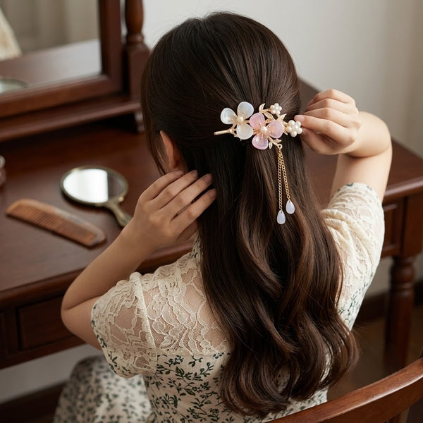 Blushing Flora Hair Pin hair clip – alternate angle