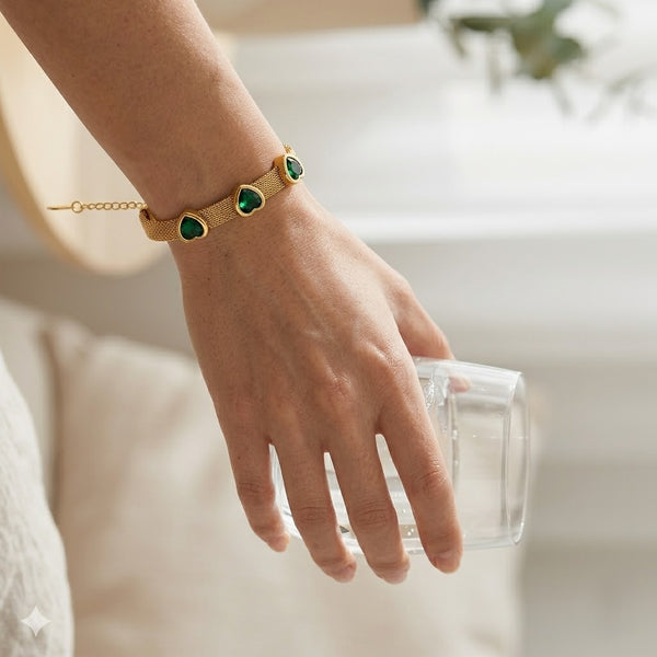 Emerald Heart Mesh Chain Bracelet