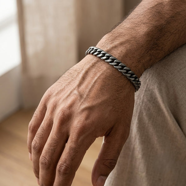 Noir Glow Chain Men’s Bracelet