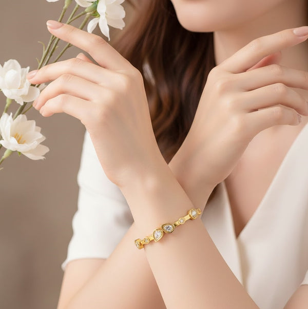 Valora Crystal Leaf Bracelet