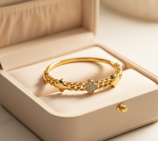Clove Link Bracelet