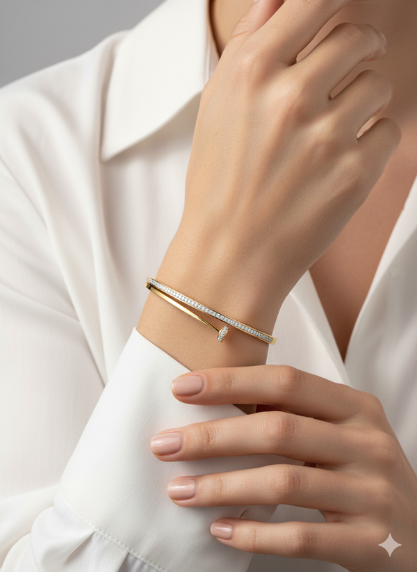 DIAMOND STUDDED NAIL BRACELET