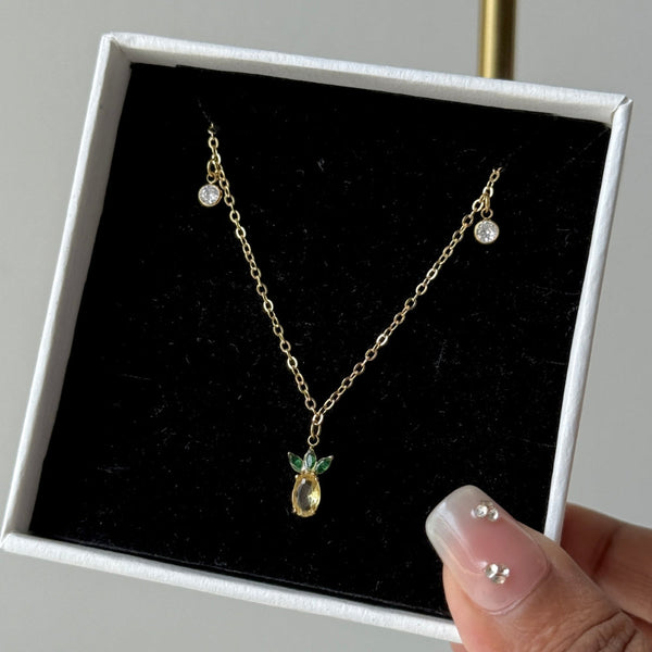 Dainty Crystal Pineapple Chain