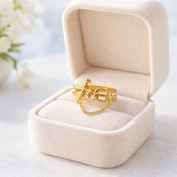 Dangling Curb Chain Ring