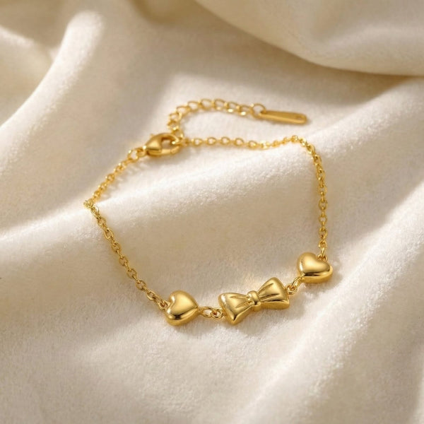 Pretty bow and heart Bracelet