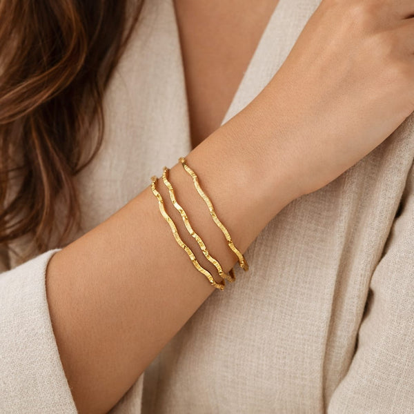 Minimal Wave Thin Bangles- Set of 3