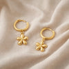 Mini Daisy Earrings