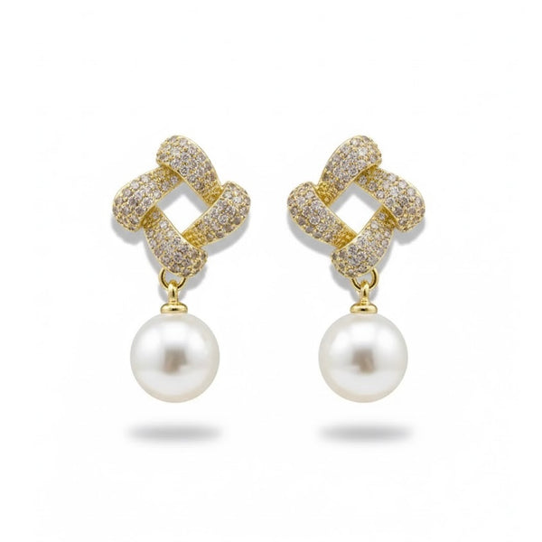 Geometric square pearl earrings