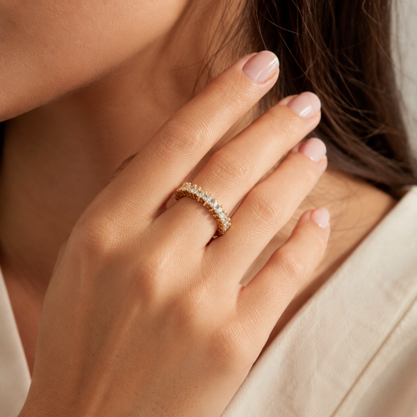 Etoile Crystal Band Ring