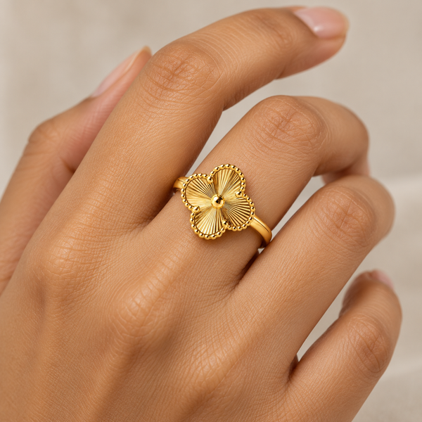 Gold Clover Ring