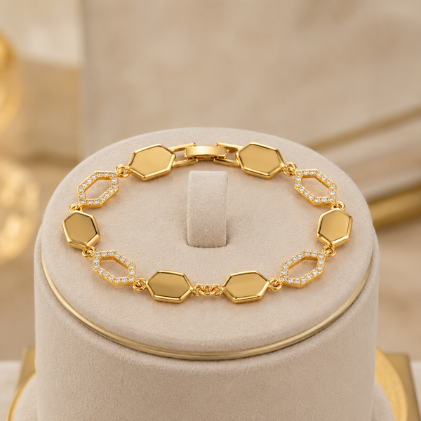 Hexa Alt Studded Link Bracelet